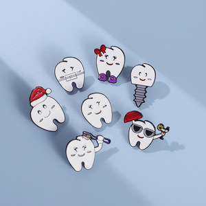 Pin de Solapa de Metal con Forma de Diente de Dibujos Animados, Recuerdo Dental, Protege los Dientes, Personalizado, Esmalte Suave - Product Image 5