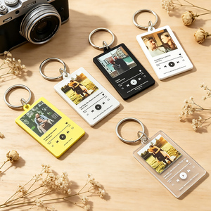 Llavero de acrílico personalizado con foto para álbum de recuerdos, ideal para San Valentín, cumpleaños, bodas, con diseño de música y amor, en blanco para imprimir. - Product Image 1