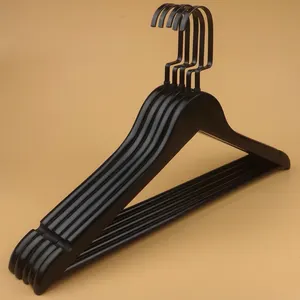 Manufacturer wholesale industry hanger solid black wood hangers luxury custom logo hangers