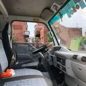 Japonés DAA ZU 600P se <span class=keywords><strong>4X2</strong></span> Luz de camión con <span class=keywords><strong>4</strong></span> toneladas de capacidad de carga - Product Image 4