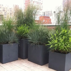 Jardinières métalliques durables, grandes, rondes et rectangulaires, avec finition thermolaquée, design minimaliste pour utilisation au sol et pour les fleurs - Product Image 3
