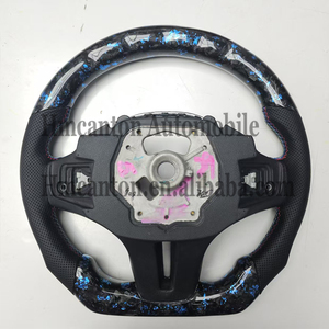 Volante Deportivo de Fibra de Carbono Forjado con Diseño Innovador y Cuero Perforado con LED para BMW G20 G30 G01 Serie 3 Serie 5 - Product Image 4