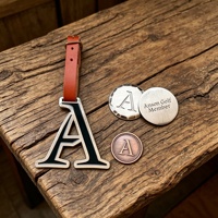 Porte-étiquette de golf rond en laiton antique avec logo en émail souple en relief, sangle en cuir véritable, porte-identité de voyage vintage en métal, souvenir de club de golf