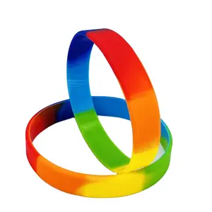 Pride LOVE IS LOVE Jewelry Engraved Silicone Bracelet Unisex Custom Logo Printed Rainbow Rubber Wrist Band Bracelet