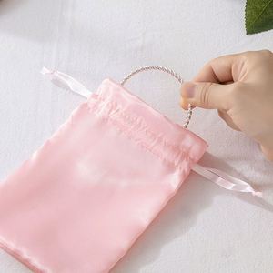 Pochette Cadeau Personnalisée en Soie Satinée avec Cordon 7x9cm – Sacs en Satin de Luxe pour Bijoux, Cosmétiques, Maquillage, Téléphones Portables, Chaussures et Emballage Anti-Poussière - Product Image 5