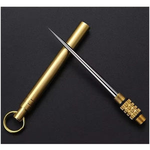 Cure-<span class=keywords><strong>dent</strong></span> intégré en laiton-titane - Cure-fruits portable multifonctionnel avec pointe en acier inoxydable pour les aventures en plein air - Product Image 1