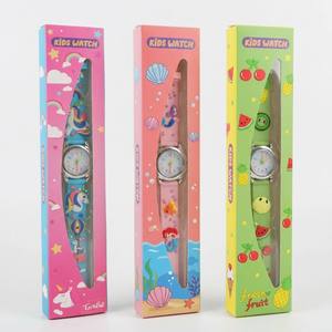 Montre à quartz pour enfants <span class=keywords><strong>en</strong></span> 3D, dessin animé, bracelet <span class=keywords><strong>en</strong></span> PVC imperméable, boîtier <span class=keywords><strong>en</strong></span> alliage, cadeau d'anniversaire pour filles et garçons, motifs mignons de licorne et de sirène, couleurs vives - Product Image 6