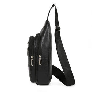 Sac de Poitrine en PU pour Homme, Sac Bandoulière Étanche, Décontracté, Sportif, Couleur Unie Noir Café Marron Clair, Collection Printemps 2025 - Product Image 1