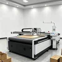 Machine de découpe CNC à rainures en V TC CNC pour carton ondulé, carton plié, carton épais