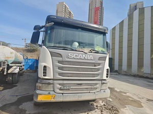 Bomba de Concreto Usada ZOOMLION de 60m con Motor Diésel y Componente de Motor Principal - Product Image 5