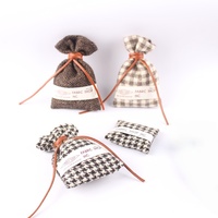 Sachet parfumé en tissu coton et lin, diffuseur de parfum pour voiture, désodorisant, sachet parfumé suspendu personnalisé pour tiroir et placard