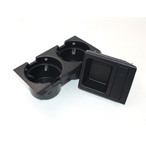 Caja de monedas de almacenamiento central OE 51168217957 para <span class=keywords><strong>BMW</strong></span> E46 <span class=keywords><strong>318</strong></span> 320 325 330 1998-2006 para portavasos E46 - Product Image 2