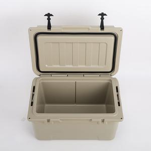 Glacière isotherme Eskys personnalisée 45L en PE, en plastique rotomoulé, motif lettres de dessin animé, pour l'extérieur, stockage thermique pour canettes - Product Image 4