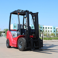 Chariot élévateur diesel robuste de 5 tonnes avec mât à 3 étages de 4,5 m pour l'empilage en entrepôt à grande hauteur, chariot élévateur professionnel