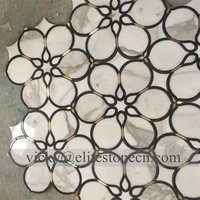 Ubin Mosaik Marmer Logam Waterjet, Ubin Mosaik Bunga Matahari Stainless Steel, Ubin Mosaik Batu Hijau Logam Emas