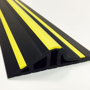 Bande d'étanchéité universelle pour seuil <span class=keywords><strong>de</strong></span> <span class=keywords><strong>porte</strong></span> <span class=keywords><strong>de</strong></span> <span class=keywords><strong>garage</strong></span>, en caoutchouc résistant aux intempéries, remplacement <span class=keywords><strong>de</strong></span> bande d'étanchéité pour <span class=keywords><strong>porte</strong></span>, bricolage - Product Image 1