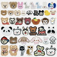 Schattige beer hond cartoon dieren patches op maat geborduurde patch - op maat gemaakte Kawaii kleine dieren kleding patches