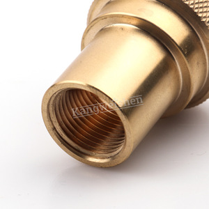 Conector Metálico de Latón con Rosca Interna, Tipo Enchufe de Bloqueo Español, para Uso Doméstico e Industrial - Product Image 2