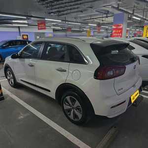 Voiture d'occasion <span class=keywords><strong>Kia</strong></span> <span class=keywords><strong>Niro</strong></span> 2017 1.6L Deluxe Hybride SUV compact conduite à gauche 6 vitesses DCT Essence Économique Voiture familiale Coches Usados - Product Image 3