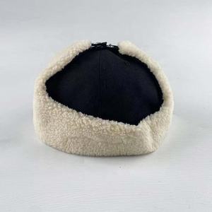 Casquette Chapeau d'Hiver OEM avec Protection d'Oreille en Fourrure, Cache-Oreilles Chauds, Bonnet de Ski Épais, Doux en Fausse Fourrure, Logo Broderie 3D, Casquettes Ajustées Personnalisées - Product Image 4