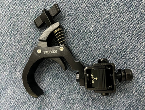 Nhà máy cung cấp đèn sân khấu Sharpy Beam chất lượng cao, kẹp đèn gấp gọn cho giàn dàn. - Product Image 3