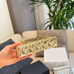 Sac à bandoulière de luxe haut de gamme authentique pour femme, de marque de créateur, couleur unie, avec fermeture éclair et chaînes, idéal pour l'été, l'automne et le printemps - Product Image 5