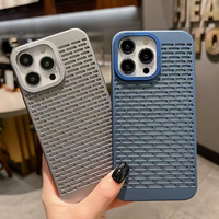 Coque de téléphone à design ajouré pour iPhone 16 Pro Max, électroplaquée, dissipation thermique, protection arrière du téléphone