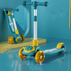 Scooter de Pedales con Tres Ruedas de PU para Niños en Oferta - Product Image 2