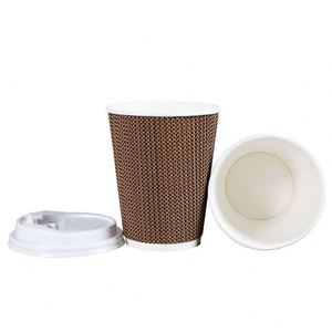 Gobelet à thé ondulé à prix abordable, 12 oz, avec logo personnalisé imprimé sur le côté, vente en gros, en carton, pour soupes chaudes et aliments, avec couvercles à bec. - Product Image 2