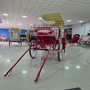 Carruaje Eléctrico para Turismo al Aire Libre, Carruaje Real para Bodas, Carruaje Rojo para Turismo con Caballos a la Venta - Product Image 6