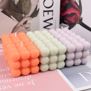 Velas Aromáticas Personalizadas con Forma de Cubo de Rubik, Fragancia Floral, Regalo de Cumpleaños, Decoración Moderna, Adorno de Vela Hecha a Mano - Product Image 2