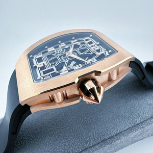 Orologio Meccanico da Uomo Bestseller 6701 in Oro Rosa, Cassa Tonneau Scheletrata, Vetro Zaffiro, Impermeabile 5BAR, Alta Qualità, Cinturino in Gomma, Casual - Product Image 4