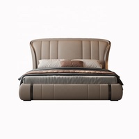 Luxuriöses Italienisches Echtleder-Bett Gepolstertes Doppelbett Kingsize Moderne Schlafzimmermöbel mit Metallakzenten