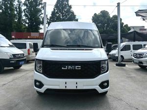 Vente Flash : Fourgonnette Commerciale d'Occasion JMC Fushun 2023 2.0T 8AT LHD 7 Places, Intérieur Propre, Diesel, Véhicule d'Occasion Fiable pour l'Exportation - Product Image 2