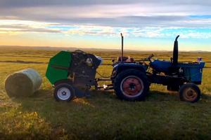Presse à balles ronde suspendue pour tracteur 9010, 30-70 CV, pour foin, herbe ou paille compressés, équipement agricole pour l'ensilage efficace des cultures - Product Image 5