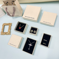 Caja de Embalaje para Anillos y Pendientes con Cajón Deslizable - Caja de Regalo de Lujo Personalizada con Logotipo (Material de Papel Premium)