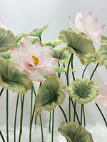 G-054 Élégant ensemble géant de fleurs et de feuilles de lotus en organza translucide, style floral chinois pour la décoration de mariages, de salles d'exposition et de cours.