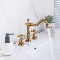 Robinet de salle de bain de luxe antique en laiton massif, finition or poli, 3 trous, poignée croisée, pour projets de villas, vente en gros