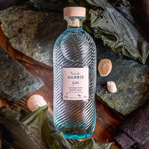 Ginebra Artesanal <span class=keywords><strong>Premium</strong></span> Harris, 70cl, Sellada con Corcho, Empaquetada en Cartón con Estampado en Caliente - Product Image 2