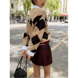 เสื้อสเวตเตอร์ลายอาร์ไกล์สำหรับผู้หญิง แขนยาว คอกลม ถักแบบพูลโอเวอร์ สไตล์พรีปปี้ สำหรับฤดูใบไม้ร่วง เสื้อลำลอง ป้องกันขนร่วง 16 GG - Product Image 1