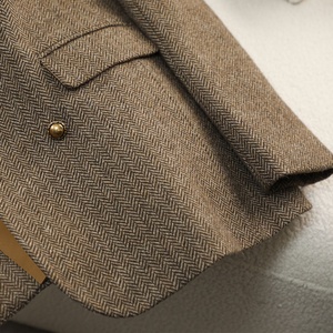 Novedades 2025: Blazer de esmoquin para mujer con estampado a cuadros, abrigo de invierno de doble botonadura, chaqueta de negocios con botones decorativos, tejido cálido. - Product Image 5