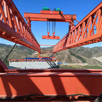 Lanzador de vigas para la instalación de vigas de hormigón prefabricado en viaductos urbanos