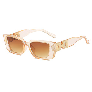 Lunettes de soleil carrées 2026 à chaîne diamantée creuse UV400, monture complète, confortables, légères, style urbain, vente en gros UE US - Product Image 3