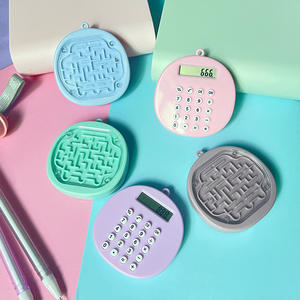 Calculatrice de poche miniature pour enfants, calculatrice à piles personnalisée avec jouet labyrinthe - Product Image 3