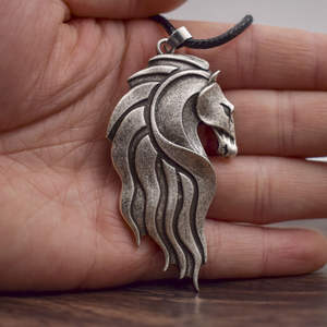 Pendentif Tête De cheval Talisman Mignon Animal Crinière Cheval Charme Collier Amulette Cadeau <span class=keywords><strong>Bijoux</strong></span> - Product Image 2