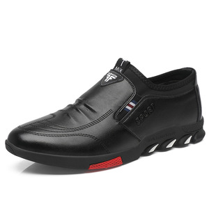 Chaussures décontractées à enfiler pour hommes avec doublure en polaire, semelle extérieure en caoutchouc à talon bas, chaussures de sport rehaussantes pour les loisirs - Product Image 5