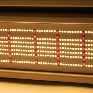 ไฟปลูกต้นไม้แบบ LED Smart PTU สเปกตรัมเต็ม ปรับความสว่างได้ 10 ระดับ พร้อมตั้งเวลาเปิด/ปิดอัตโนมัติ สำหรับปลูกในร่ม - Product Image 5