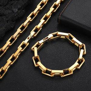 Vente en <span class=keywords><strong>gros</strong></span> de bijoux <span class=keywords><strong>rappeur</strong></span> hiphop pour hommes en acier inoxydable bracelet à chaîne carrée en or avec maillon cubain de 9mm d'épaisseur - Product Image 1