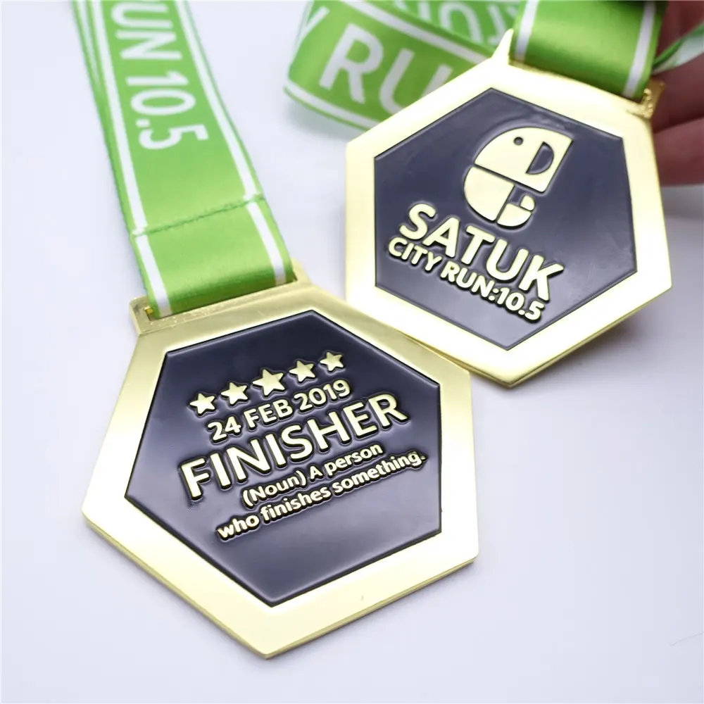 China Medal Badge Making Machine Custom Satuk City Run 10.5 km Finishes Diamond Hexagon Shape Masonic Medals