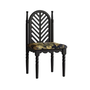 Chaise de salle à manger en bois massif de style vintage français, rembourrée de noir avec motif doré, pour la maison ou les restaurants - Product Image 5